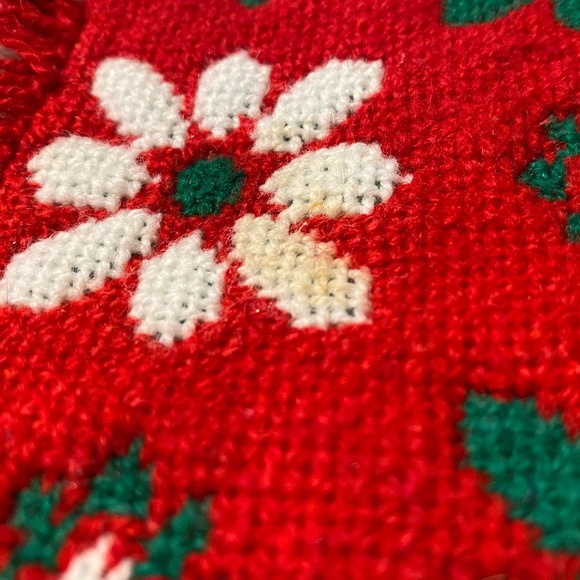 Vintage reversible green red white flower place mats. - Picture 8 of 8